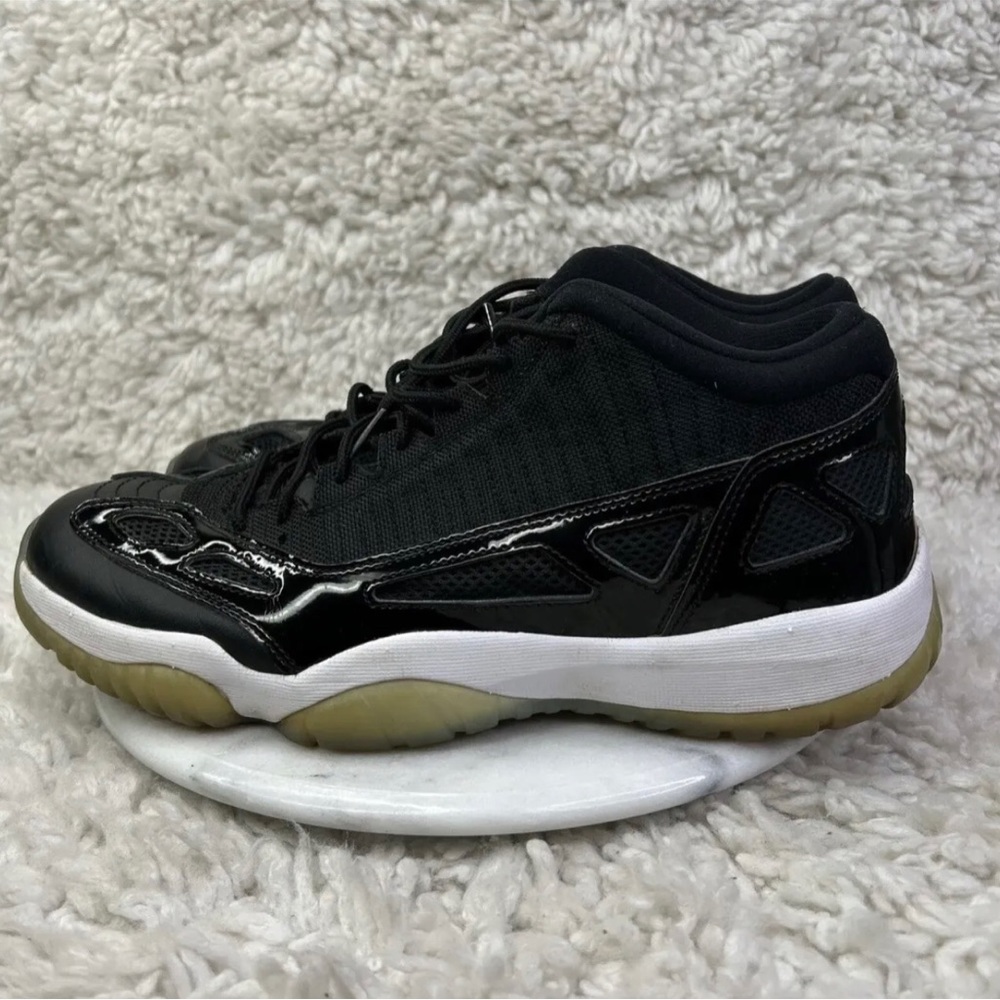 Jordan 11 Retro Low IE Space Jam 2019 Men’s Size 12  (919712-041)